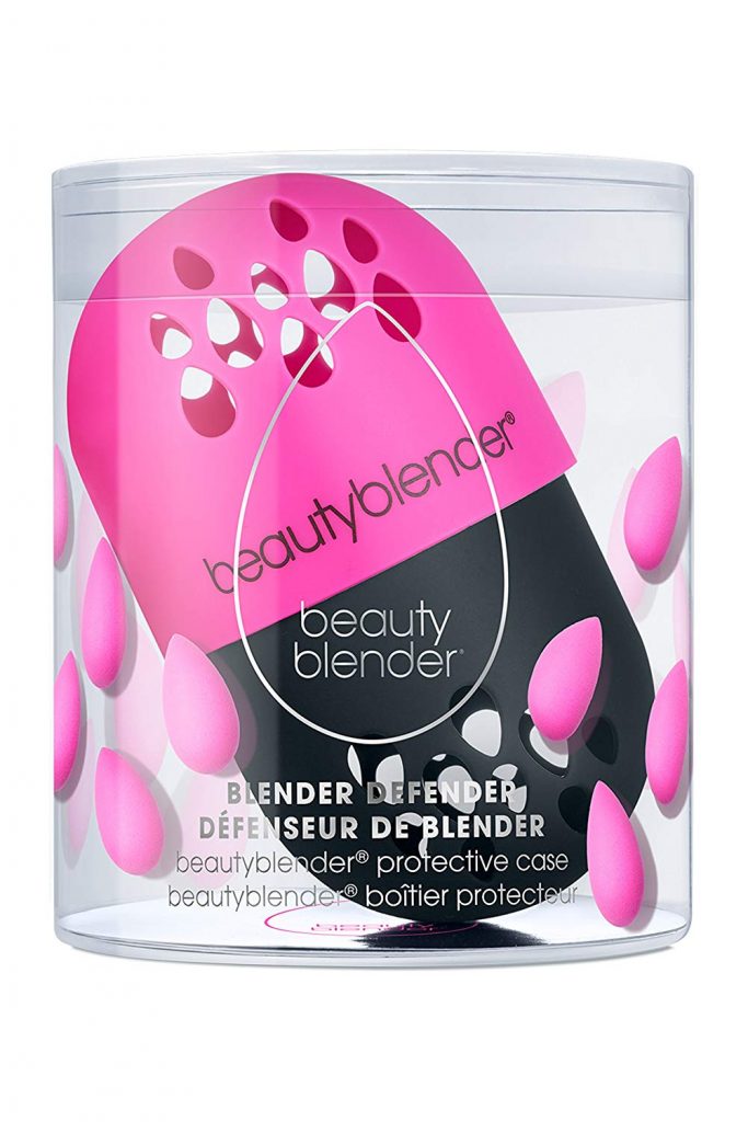 La esponja de maquillaje Beautyblender original consigue un acabado perfecto. Mi opinión, cómo maquillarse, cómo limpiar y qué productos usar
