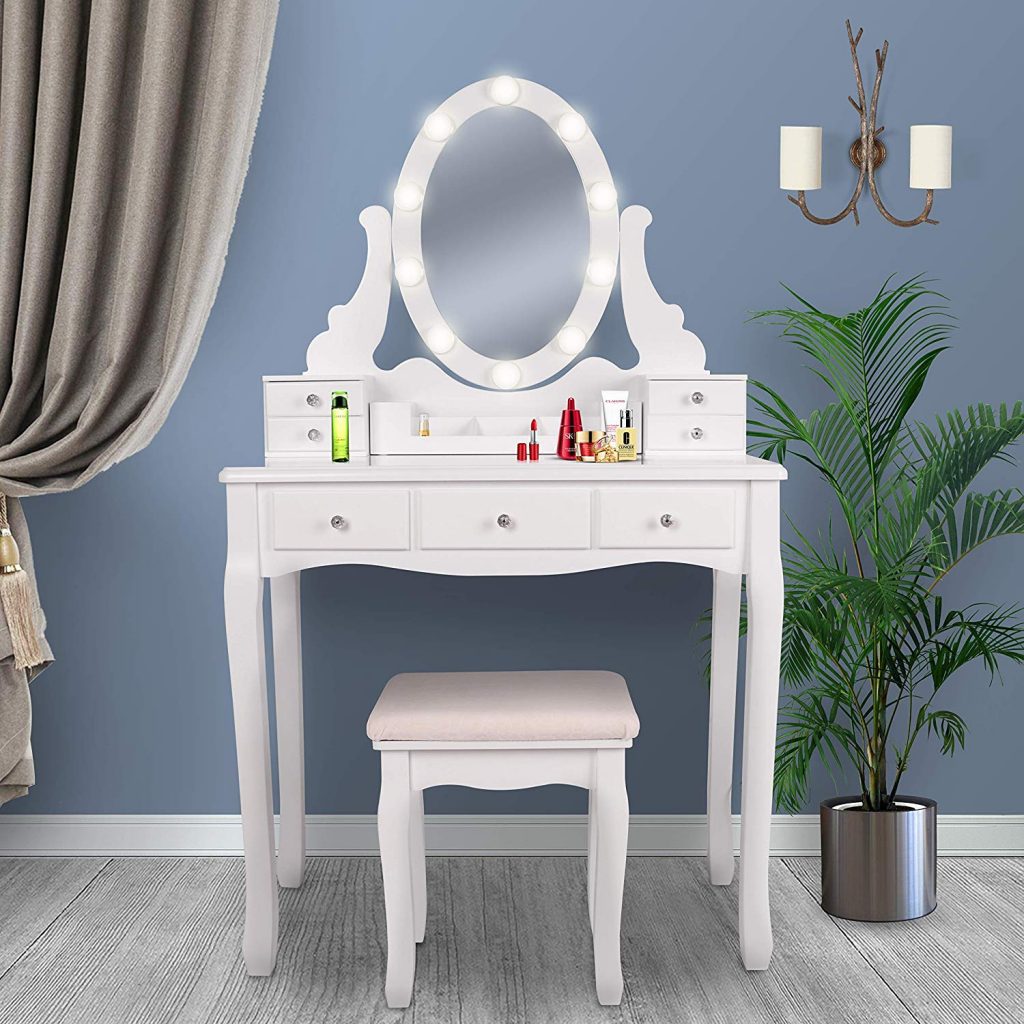 Cómo hacer un tocador de maquillaje con luces fácil. Tocador, espejo, luces LED, taburete y organizador de maquillaje.