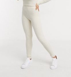15 looks para trabajar cómoda desde casa sin perder el estilo. Algodón, lino, punto... Materiales suaves para teletrabajar guapa