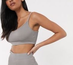 15 looks para trabajar cómoda desde casa sin perder el estilo. Algodón, lino, punto... Materiales suaves para teletrabajar guapa