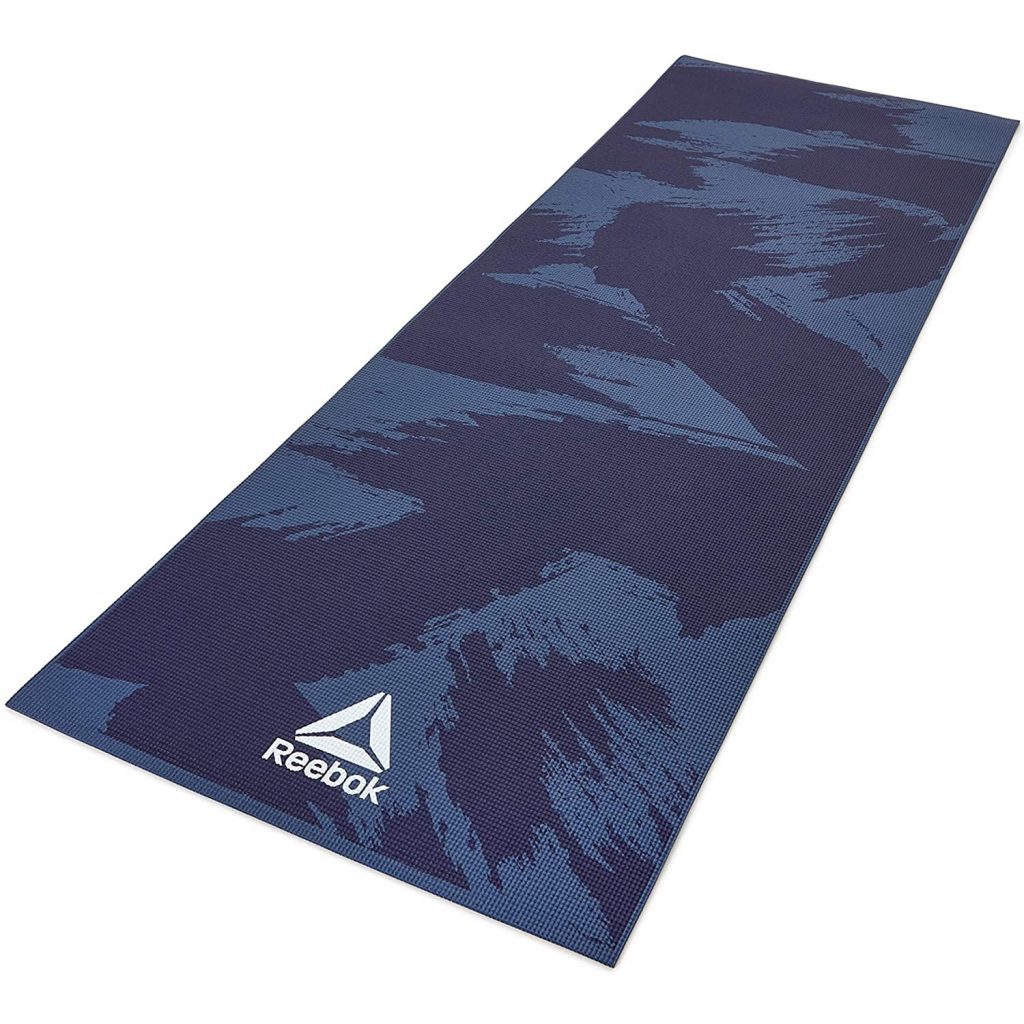 Qué hace falta para montar un gimnasio en casa sin máquinas: material, entrenamientos, recomendaciones y vídeos de entrenamientos