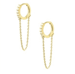 Aros con diamantes y cadena de oro