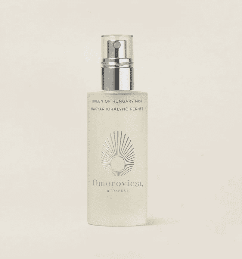 Omorovizca Queen of Hungary Mist, mi review de la bruma que revela una piel radiante e hidratada, un producto icónico para el cuidado de la piel.
