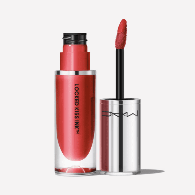 MAC Locked Kiss Ink Después de mucho investigar, estos son para mí los mejores labiales líquidos permanentes, color duradero y una aplicación impecable.
